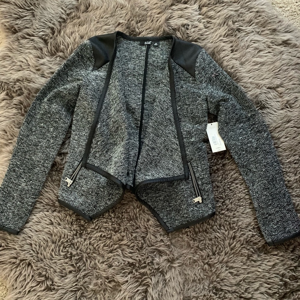 Ana brand new blazer!